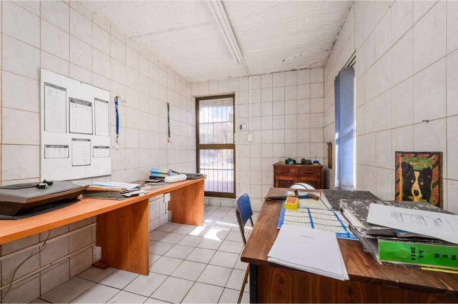 5 Bedroom Property for Sale in Newton Park Eastern Cape